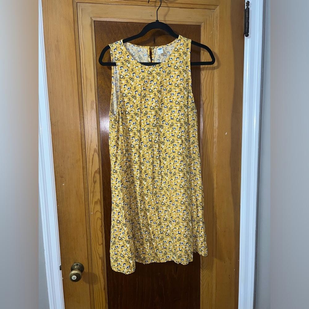 Old Navy yellow floral dress